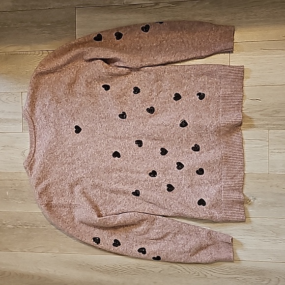 Esqualo Heart Sweater - Picture 5 of 5